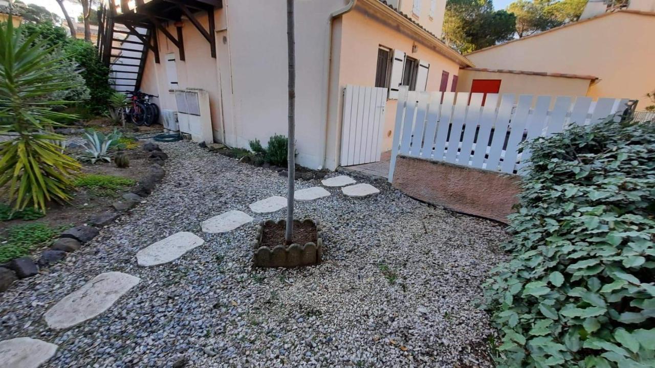 Appartement dans résidence calme secteur pinède Agde Extérieur photo