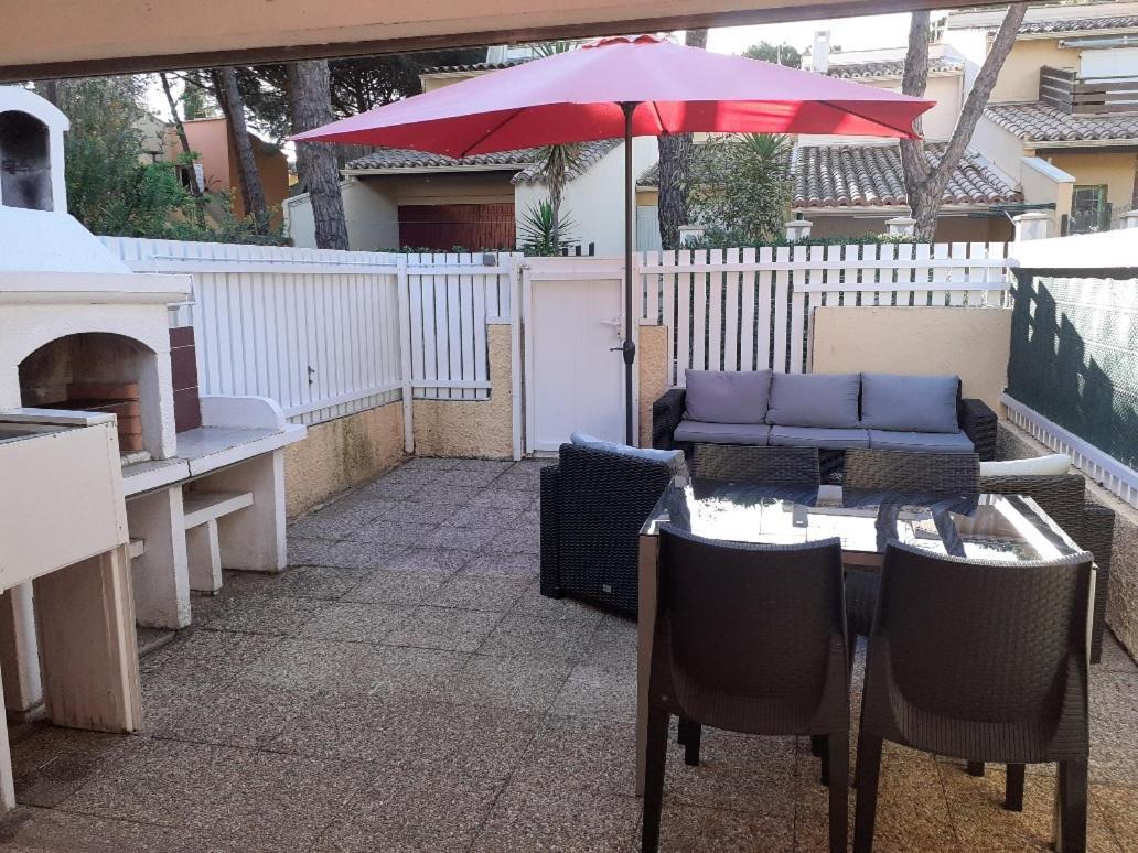 Appartement dans résidence calme secteur pinède Agde Extérieur photo